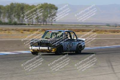 media/Oct-01-2022-24 Hours of Lemons (Sat) [[0fb1f7cfb1]]/10am (Front Straight)/